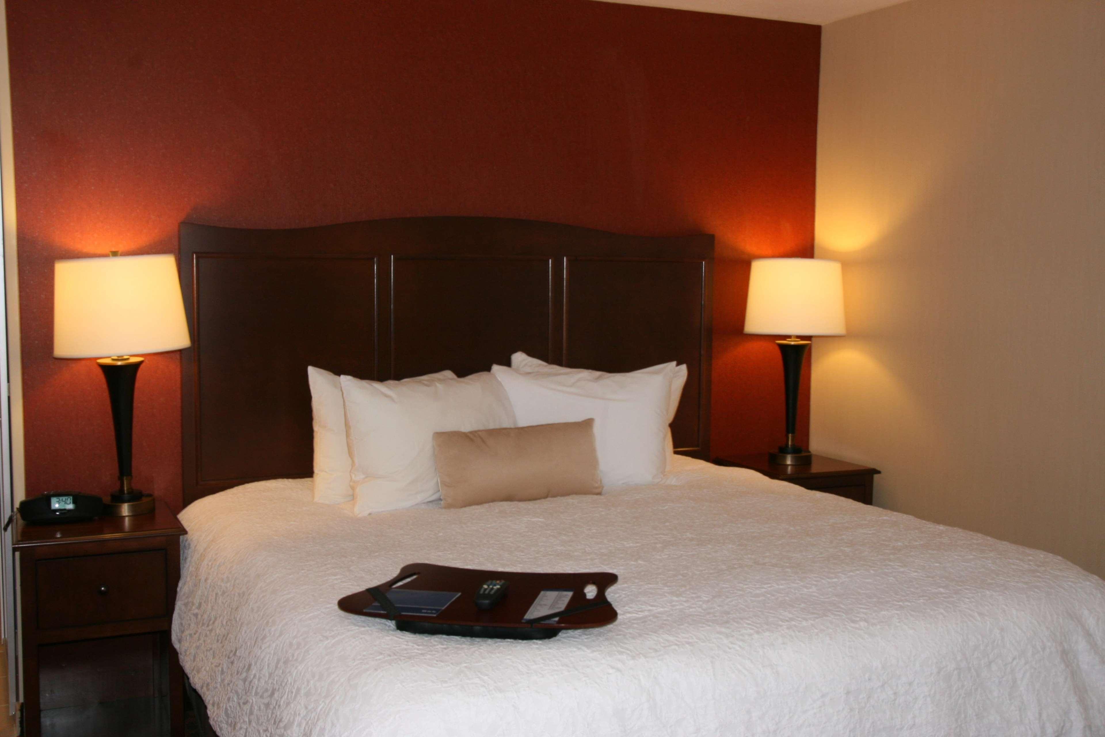 Hampton Inn And Suites Peru Pokoj fotografie
